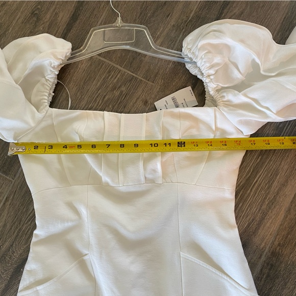 Over Again Long Sleeve Dress in Ivory
C/MEO NWT Size Med - Picture 4 of 14